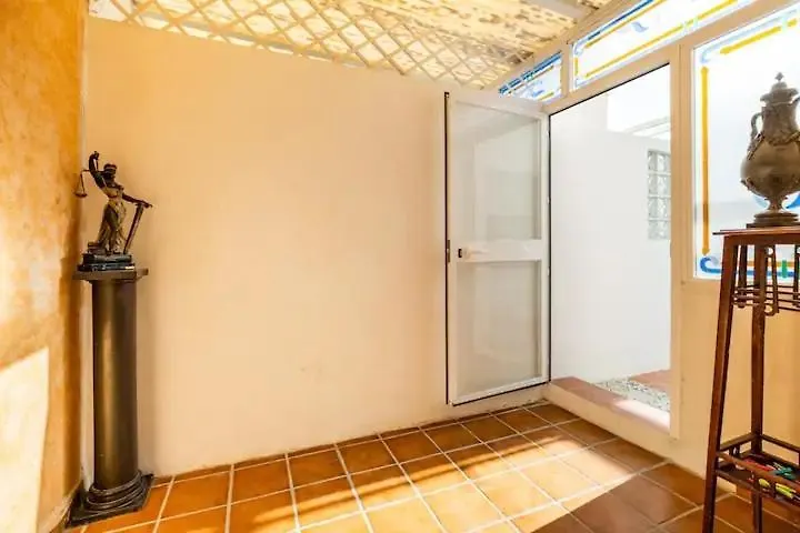 Precioso Apartamento Con Patio Malaga