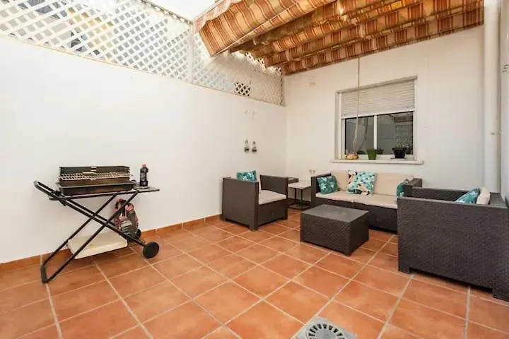 Precioso Apartamento Con Patio Malaga
